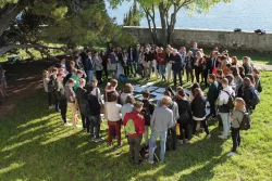 Rosana Arifin, Maja Dobnik, Barbara Gregorič, Ana Jelen, Klemen Kapš, Simona Nikolovska,  Vita Osterman, Lara Prijon, Antonia Rubić, Nina Stane, Djellza Saramati, Petra Zoubek - Vaje pri predmetu Predstavitvene tehnike 2
